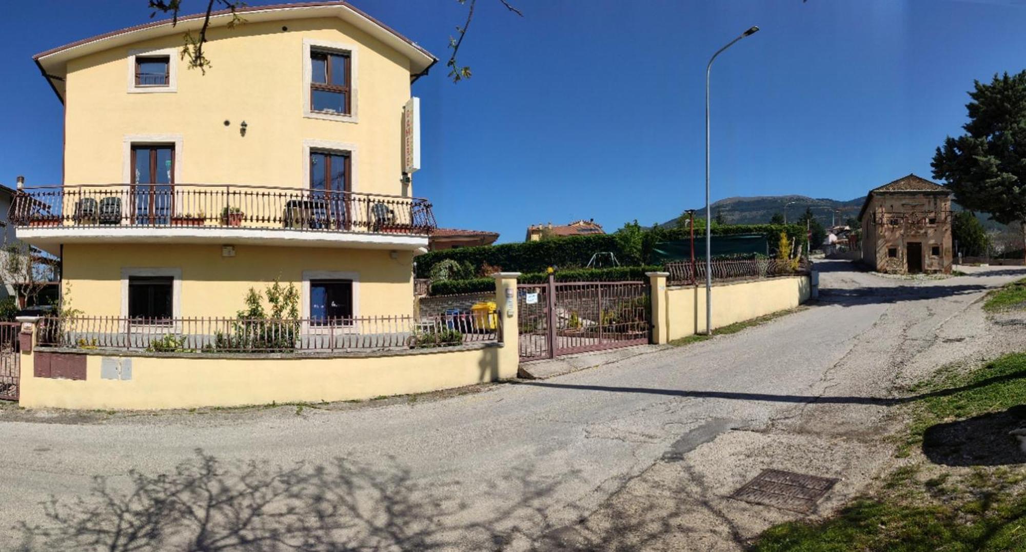 Complesso Turistico Aurora - Camere B&B Poggio Picenze Exterior photo