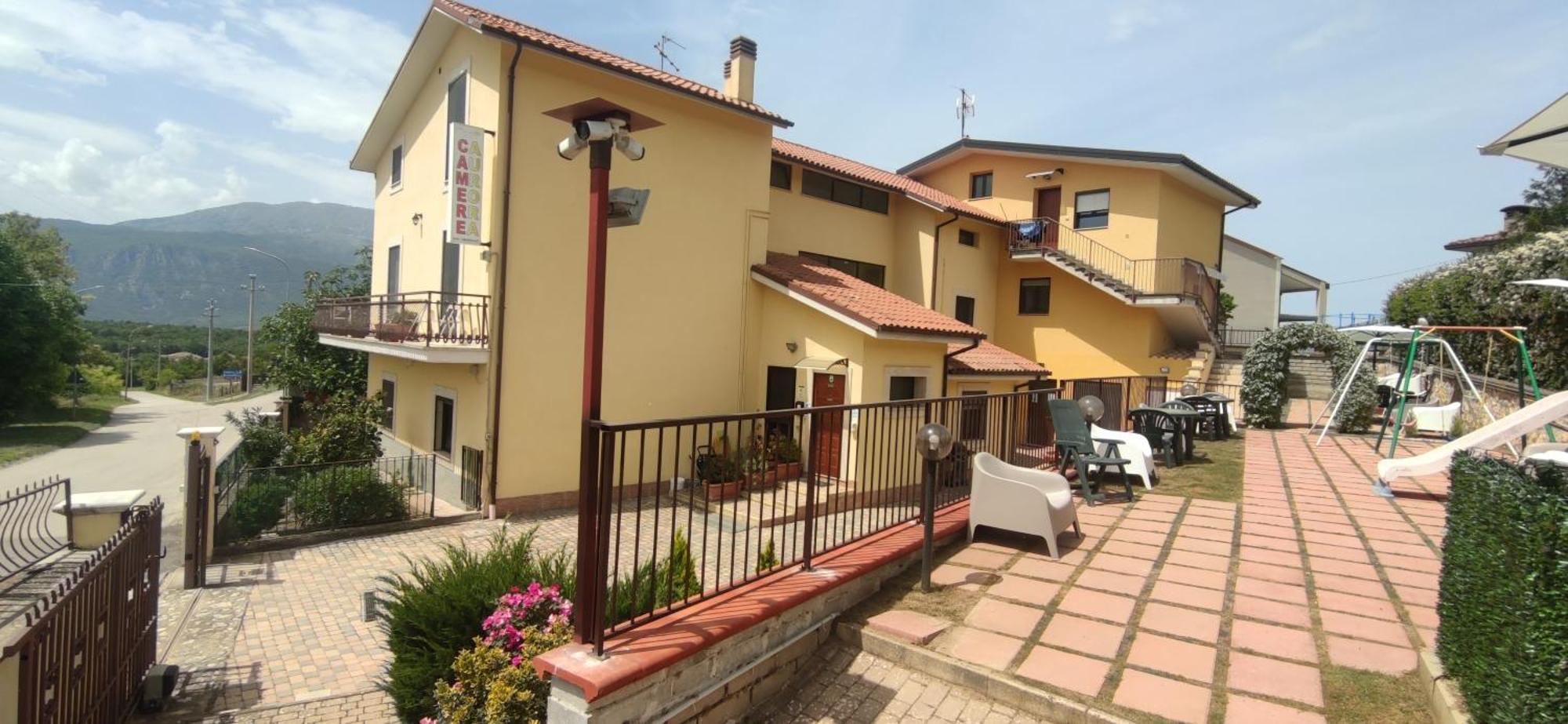 Complesso Turistico Aurora - Camere B&B Poggio Picenze Exterior photo